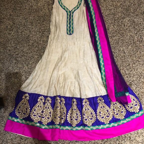 Churidar - Picture 1 of 2